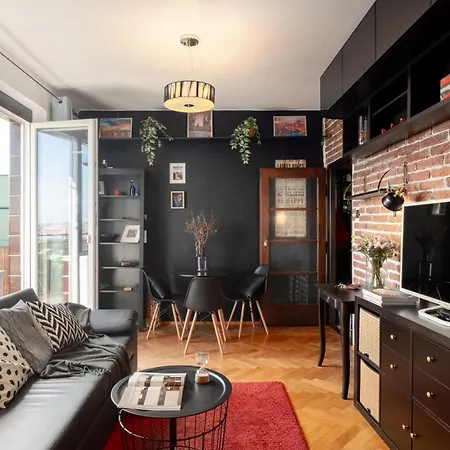 Апартаменты Cozy Studio With Terrace In Smichov By Days